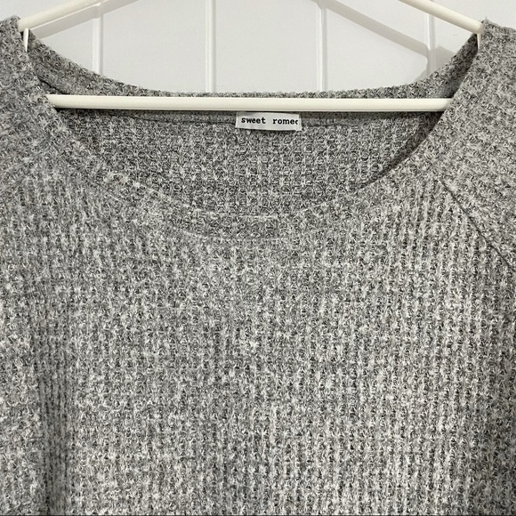 NWT Sweet Romeo Cozy Thermal Pullover Long-Sleeve Top - Picture 4 of 8